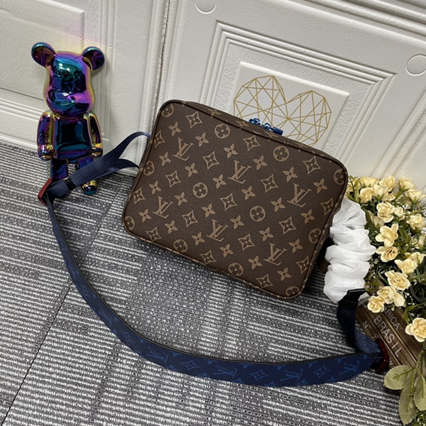 ルイヴィトンバッグ側面デザイン